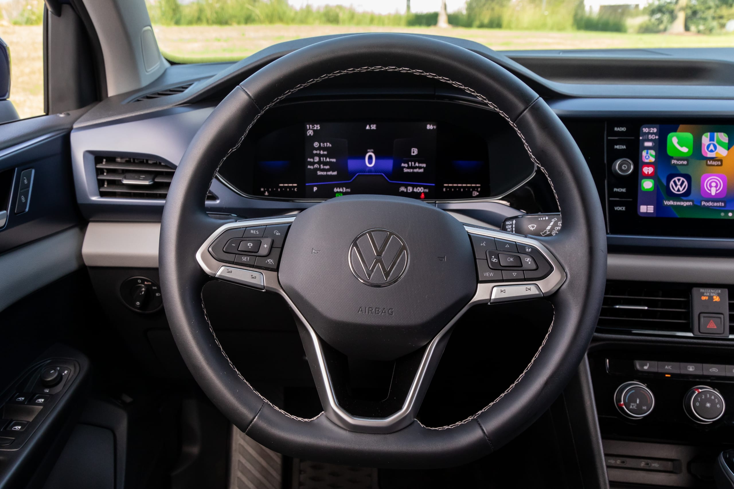 volkswagen taos 1 5t se 2023 21 interior steering wheel jpg? i=AA