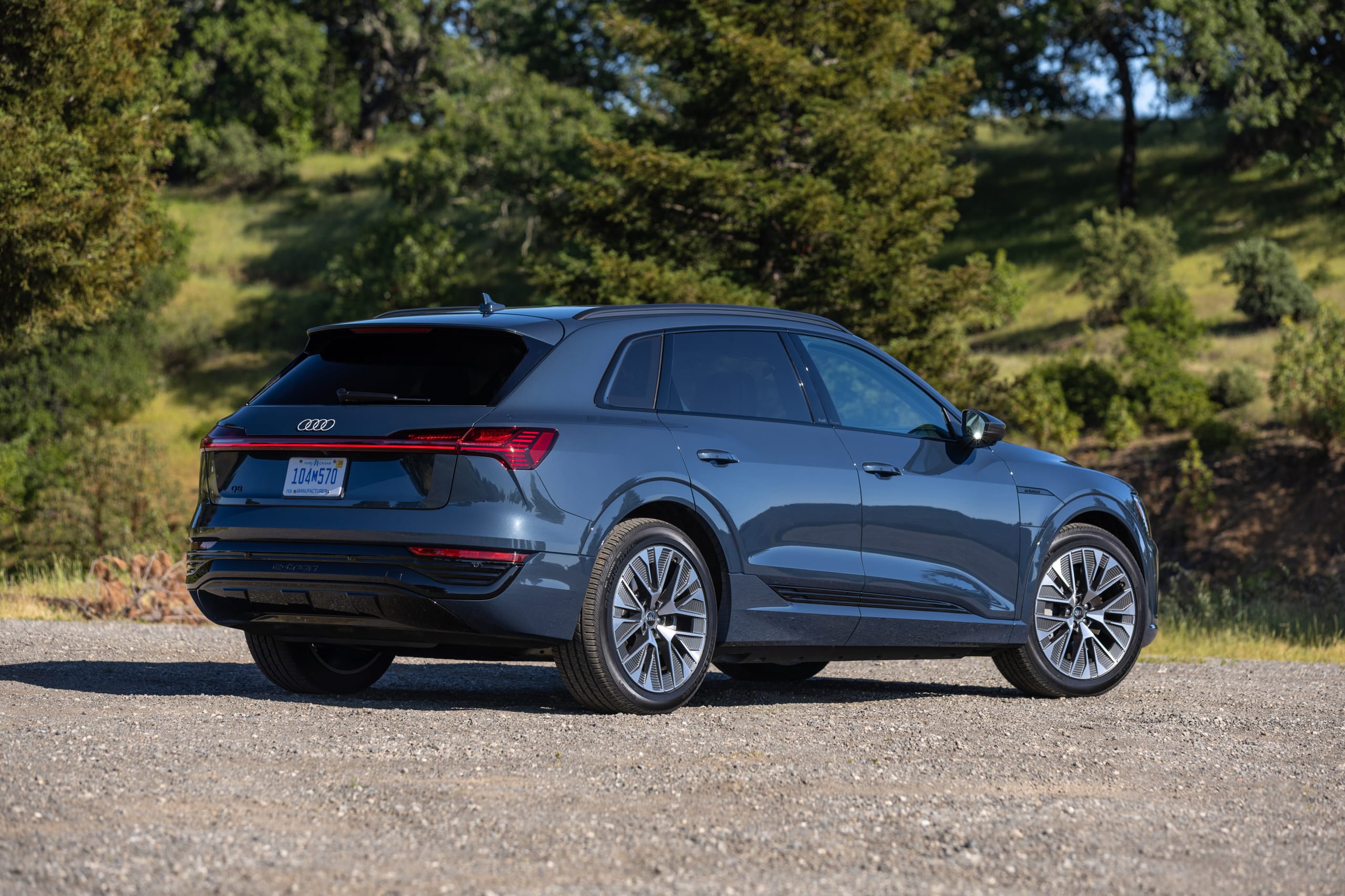audi q8 e tron 2024 08 exterior rear angle jpg? i=AA