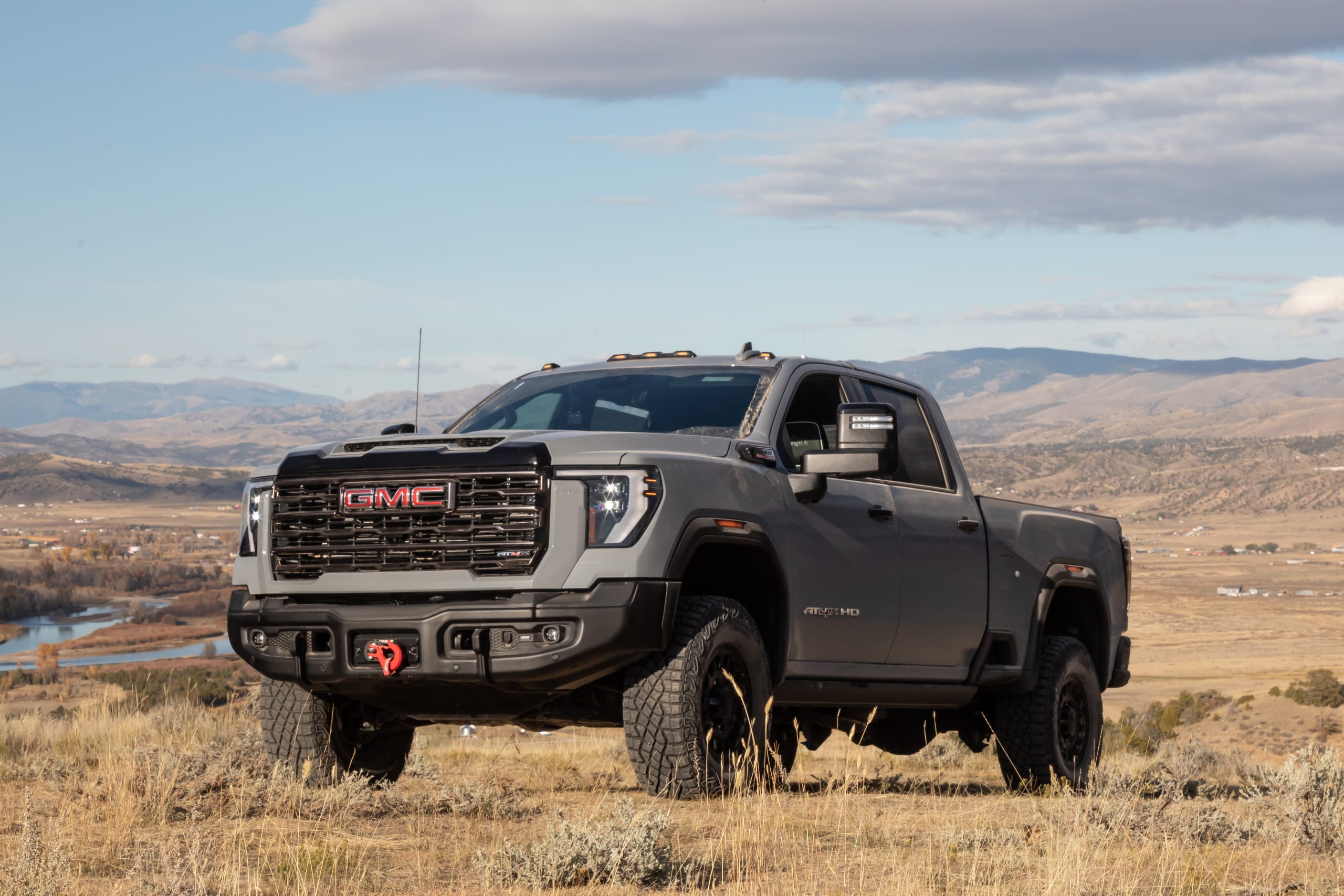 2025 GMC Sierra HD AT4X AEV Edition Too Big to Trail?