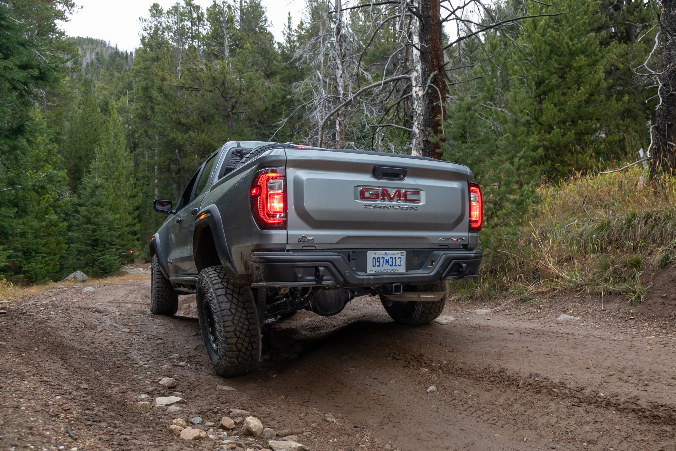 2025 GMC Canyon Specs, Price, MPG & Reviews