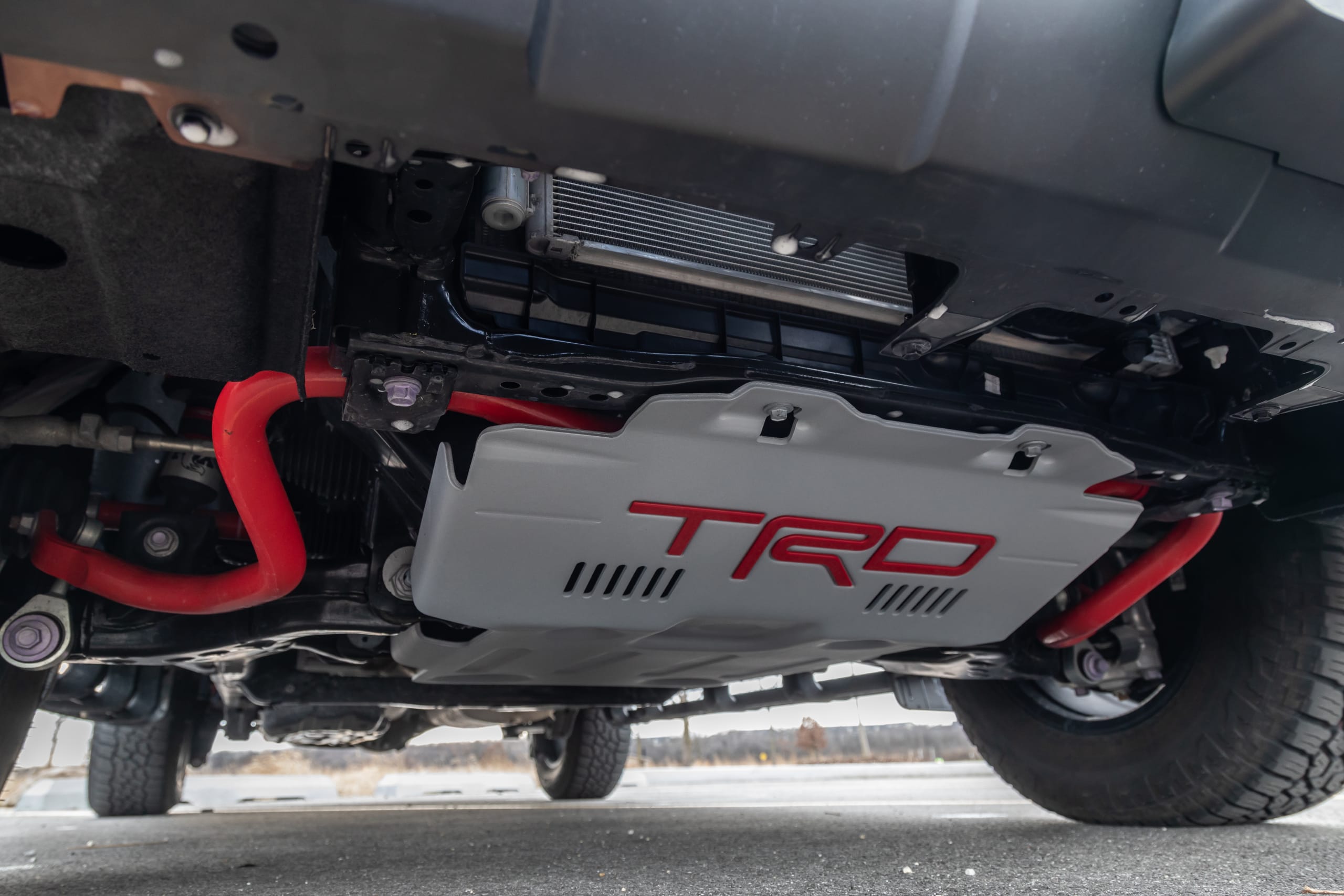 toyota sequoia trd pro 2024 08 exterior skid plate 4812229253b jpg? i=AA