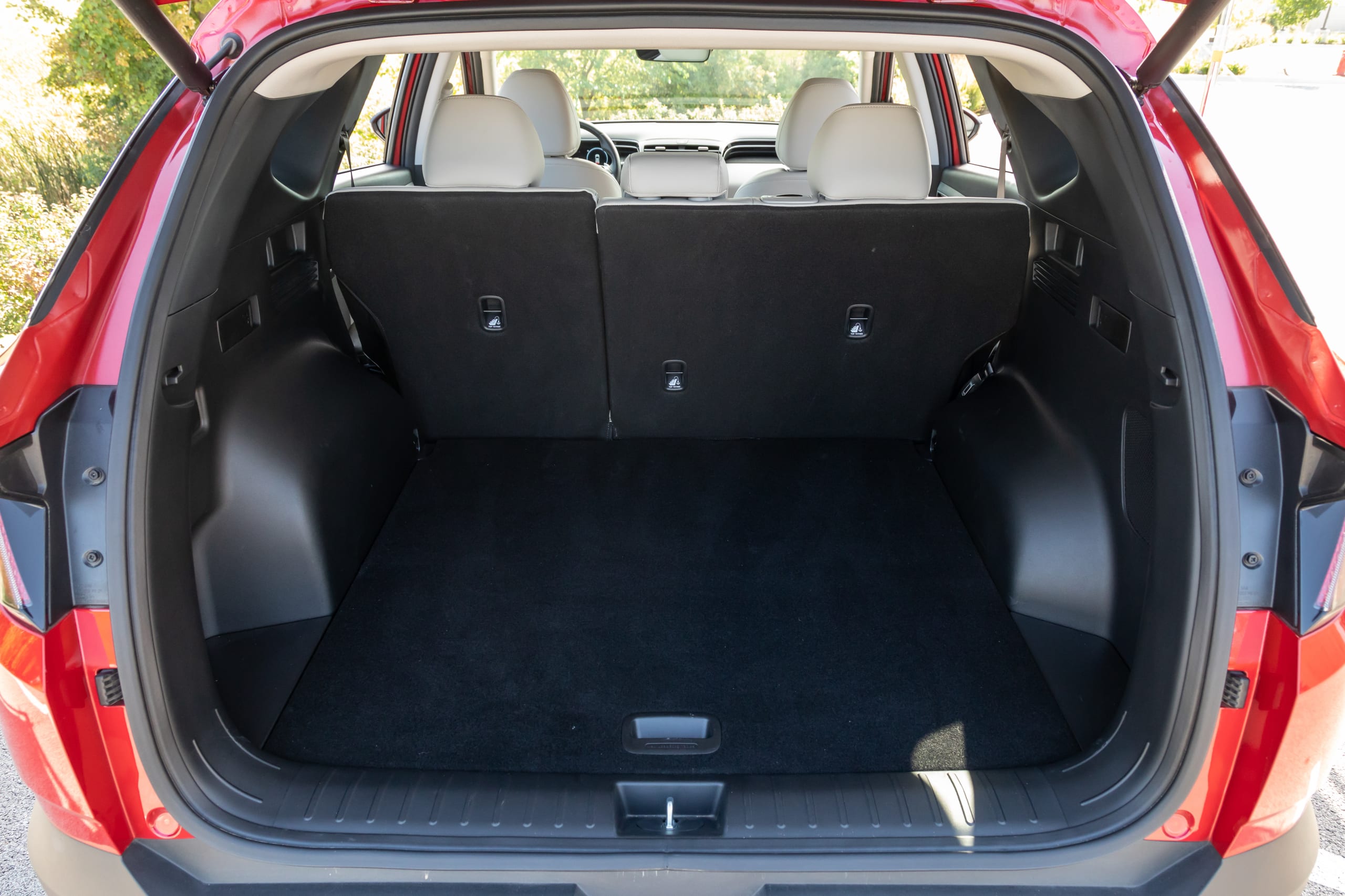hyundai tucson limited 2022 54 cargo interior suv 443295e110b jpg? i=AA